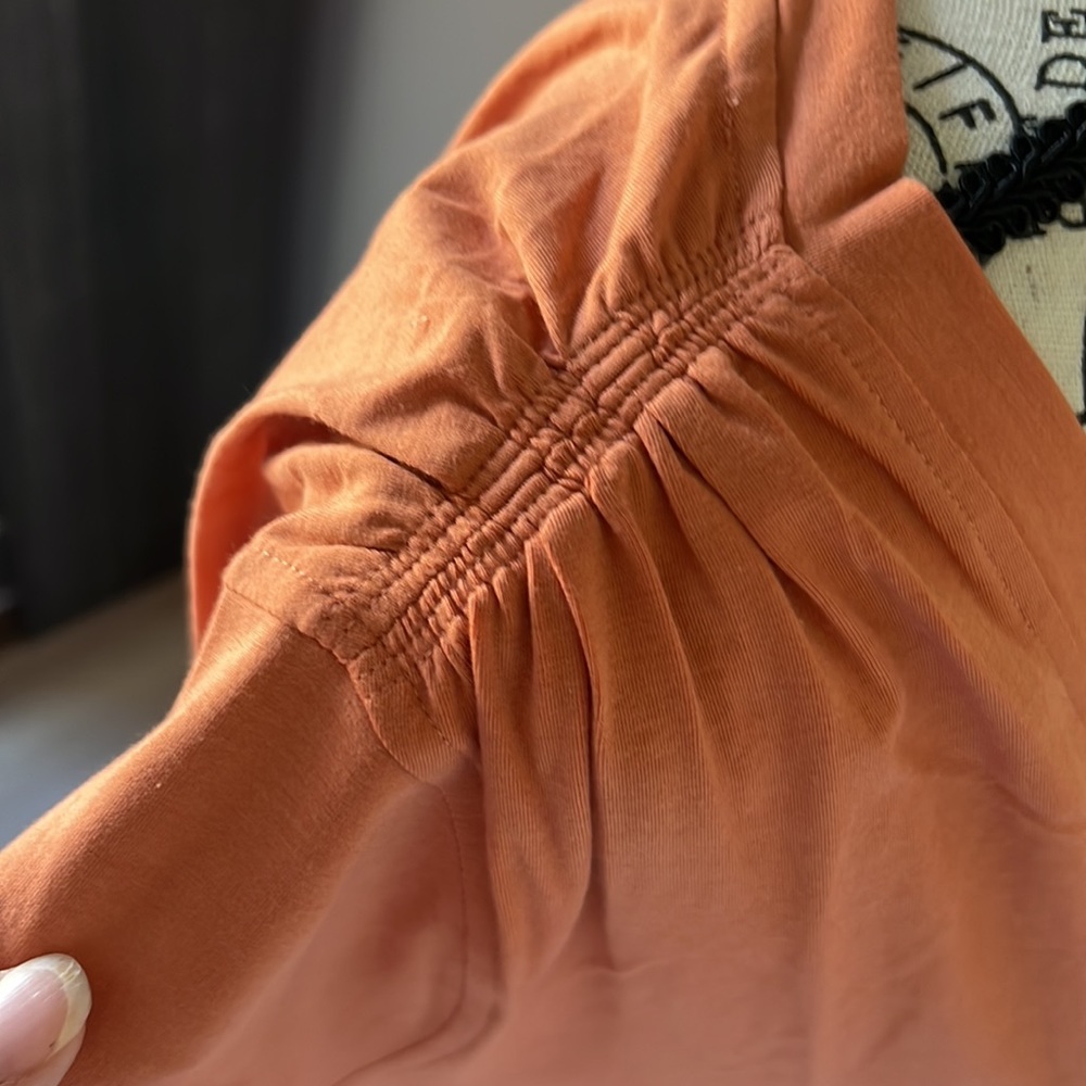 NWT Athleta Outbound V Neck Tee - Picture 5 of 10